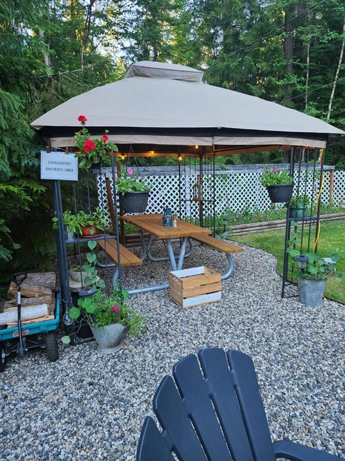 Grizzly Paw B&B 클리어워터비치 외부 사진